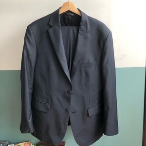 Jos A Bank Suit 42R/34x32